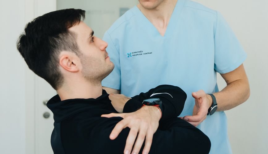Jak wygląda pierwsza wizyta u fizjoterapeuty? Przewodnik dla osób, które chcą wiedzieć, czego się spodziewać